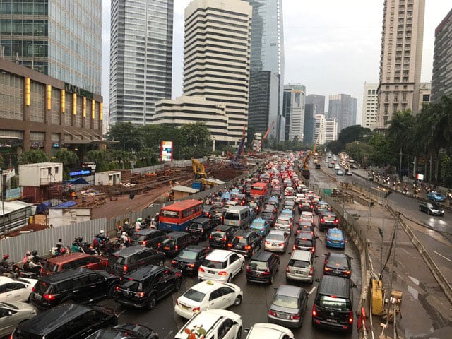 Growth Brings Transportation Issues in Indonesia