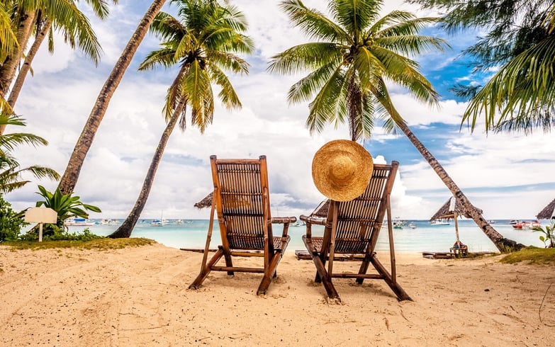 beautiful-beach-with-palm-trees_1365x855