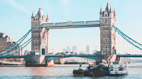 dataSpring goes to Quirks London