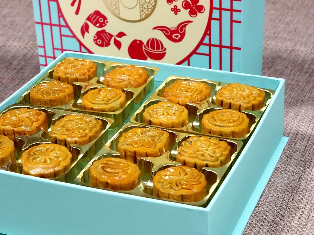 How Brands Use Chinese Mooncakes to Sell Luxury