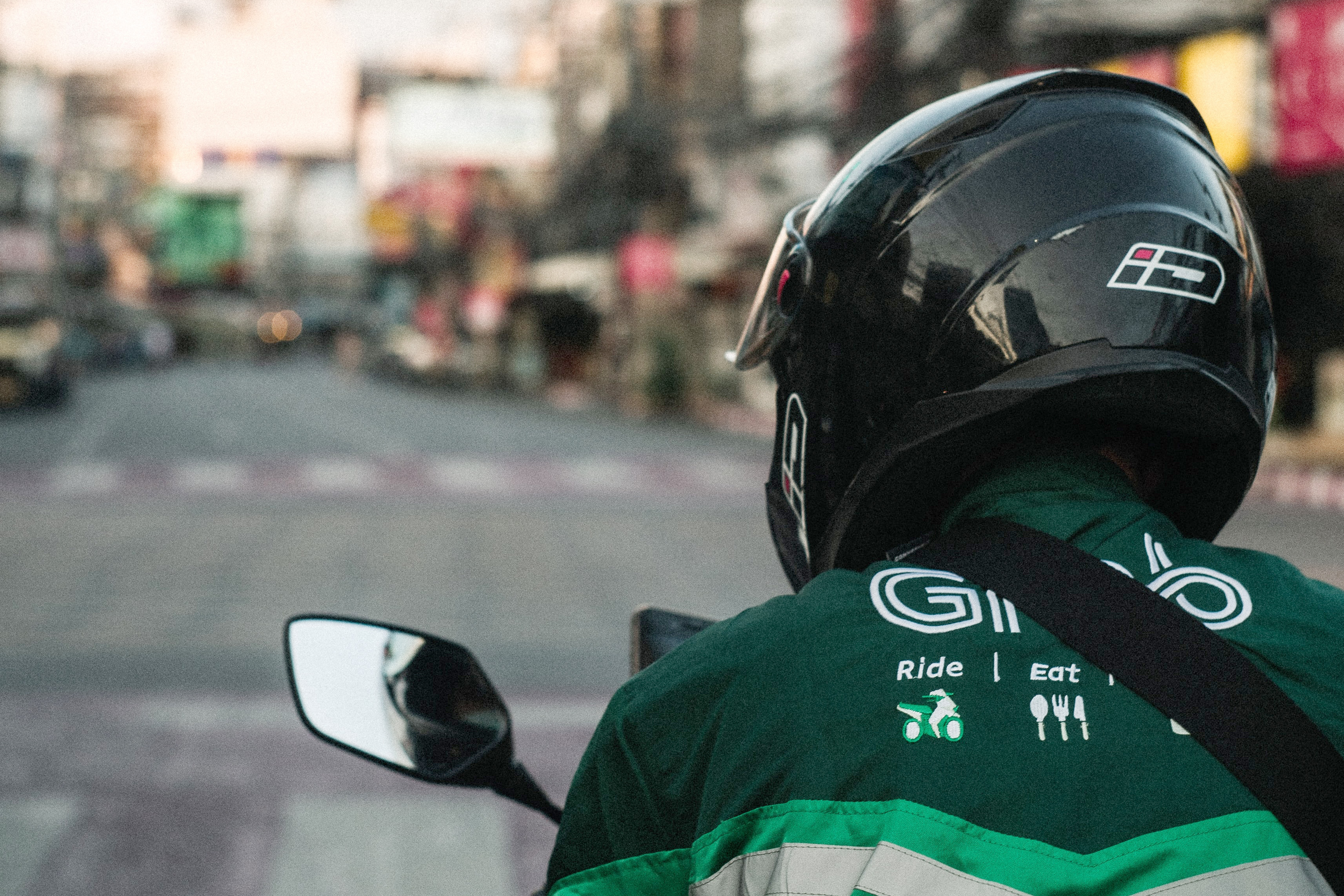 Grab, GrabFood, Grab rider